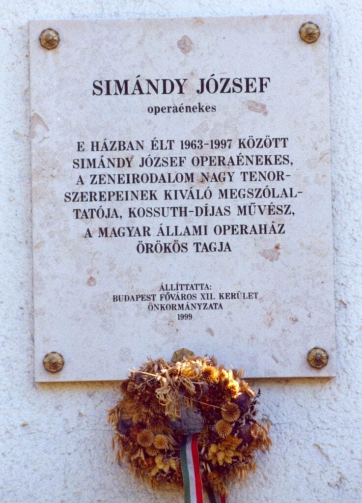 Emléktáblák 150 martonhegyi ut 20 e1642689811801