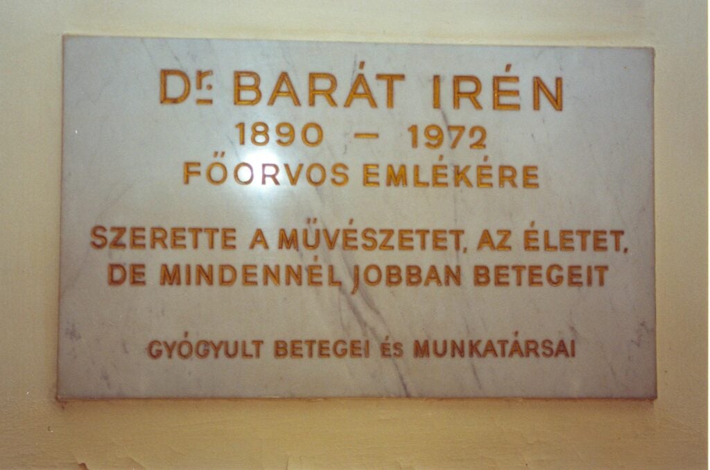 Emléktáblák 174 piheno ut 1 5