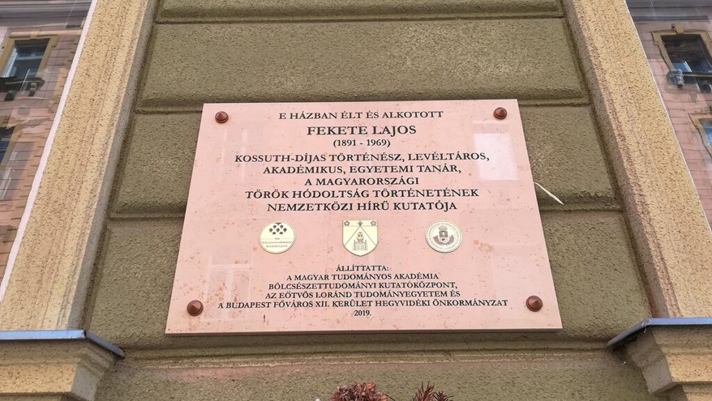 Emléktáblák 201 taltos 12