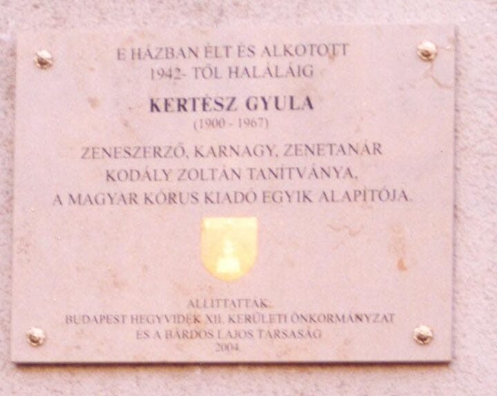 Emléktáblák 202 tamasi aron utca 10 e1642695692455