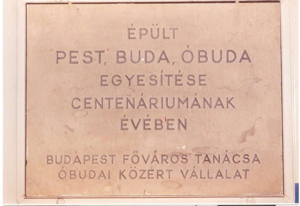 Emléktáblák 241 zalai ut 2