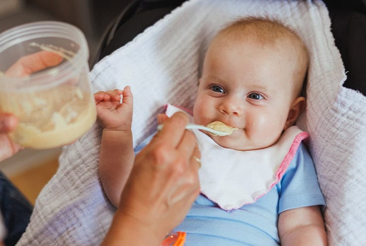Transitioning Babies to Solid Foods 1 baby solids