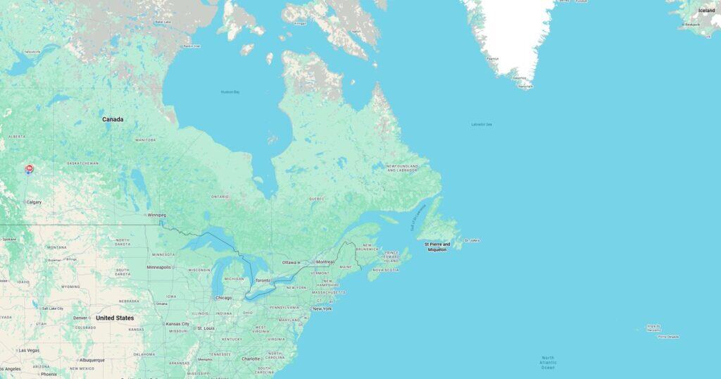 An interactive geographic map showing major cities, provinces, and ocean boundaries in North America for navigation and reference.