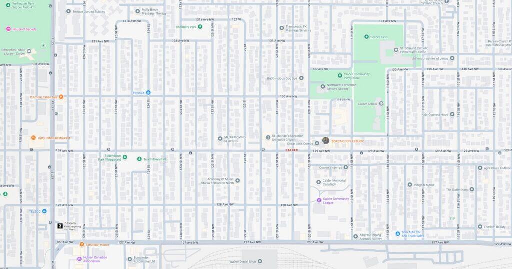 Detailed city map showing streets, bus lines, and green spaces for urban navigation.