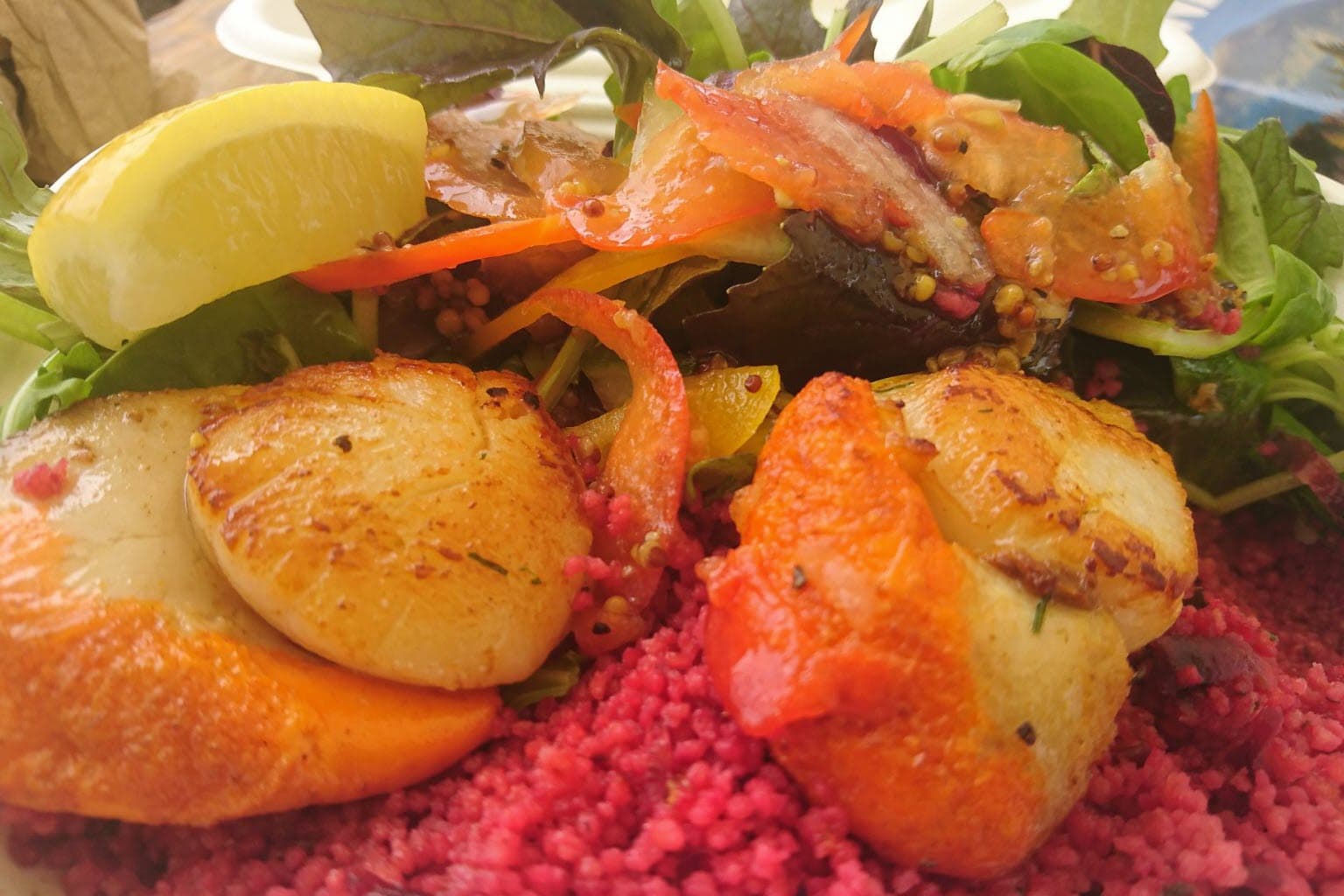 Scallops with couscous and lemon
