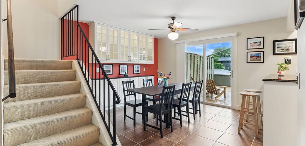 166 Windsor Slider Dining Kitchen Stairway