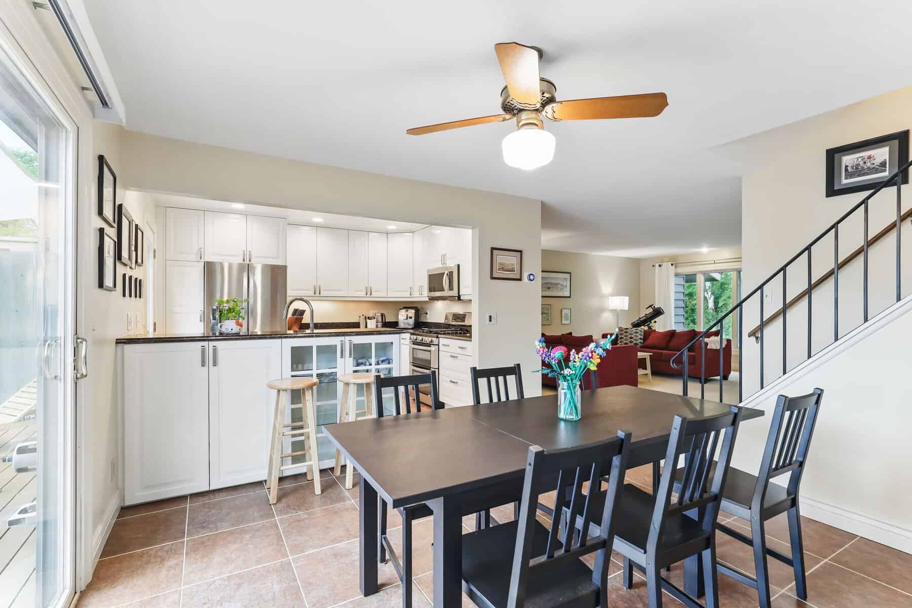 18 Web Or Mls 166 Windsor Ln 11