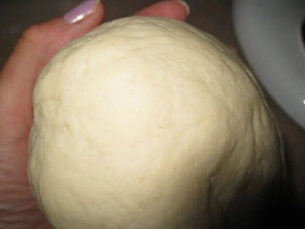 Image shows ball-sized dough.