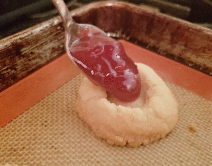 Add small spoon of jam