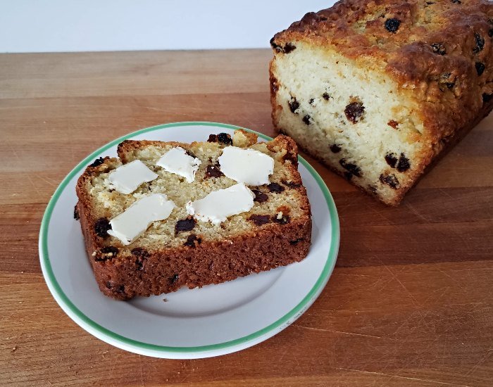Irish soda bread with butter