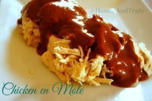 Chicken en Mole - authentic Mexican cuisine at home. This is a fantastic sauce better than any restaurant and worth the effort to make. #mole #authentic #mexican #bestrecipes