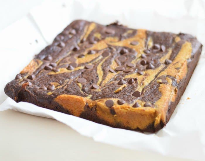 Baked pumpkin swirl brownies from scratch