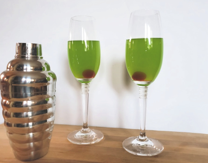 Merry christmas cocktail setup
