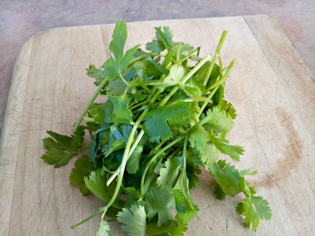 Cilantro to be chopped