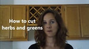How to cut greens and herbs