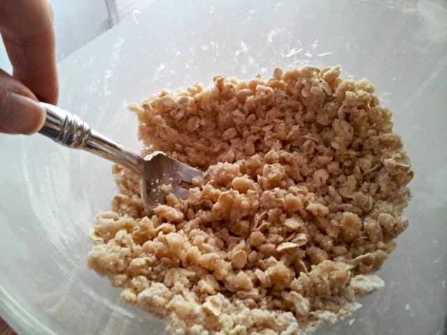Perfectly crumbly streusel topping