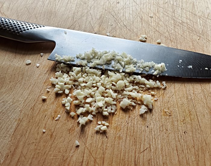 Mince garlic finely