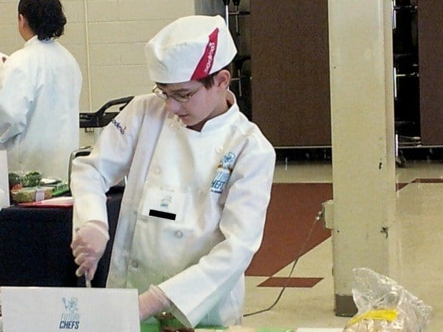 Preparing sweet protein sandwich at the cooking competition