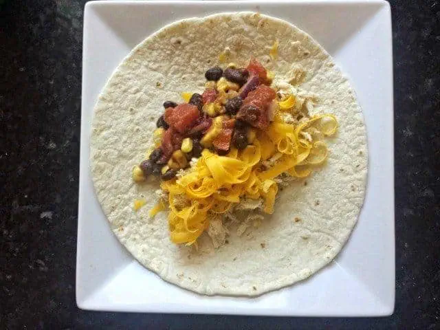 Making chicken tacos