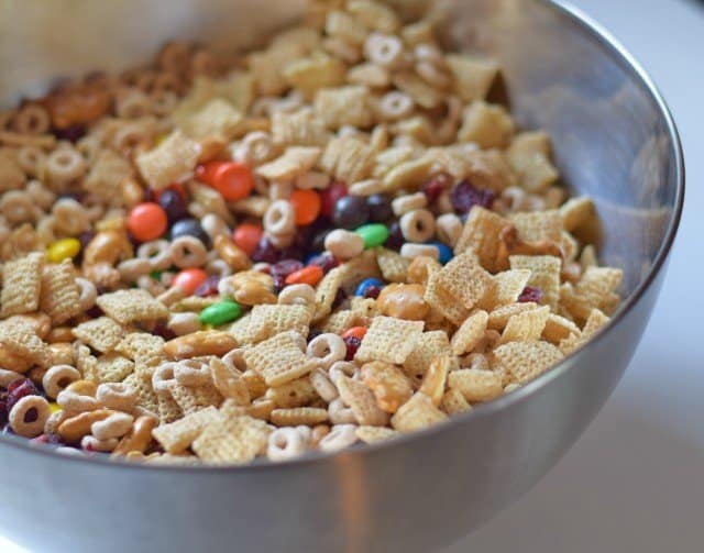 Mix dry ingredients in a bowl