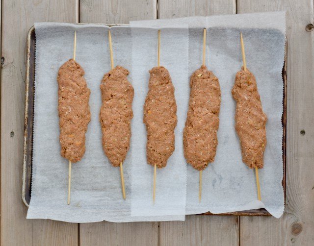 Form meat popsicles with kefta kebabs mixture