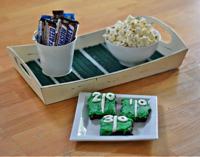 Perfect football serving tray DIY project