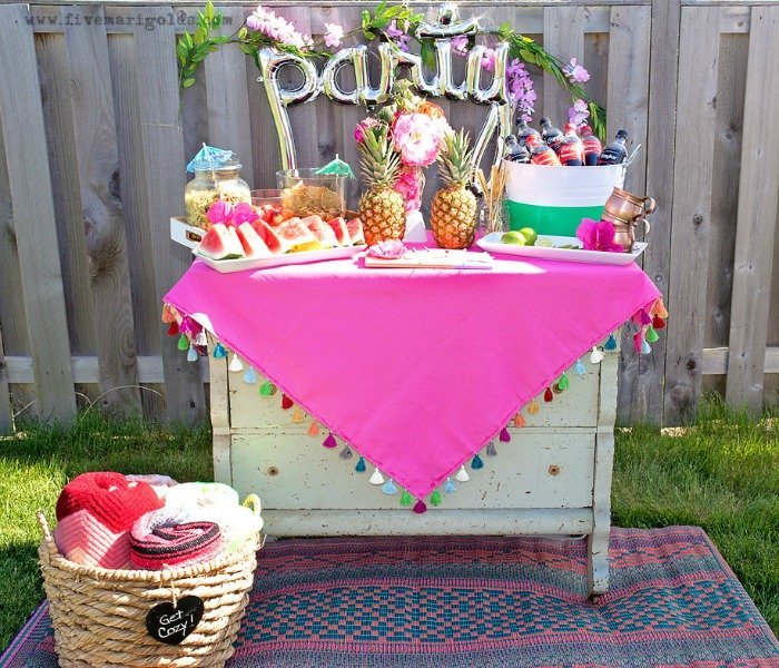 Pink Flamingos Party Plan