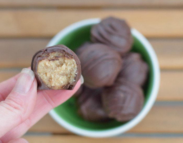 Perfect Christmas cookies snickerdoodle truffles