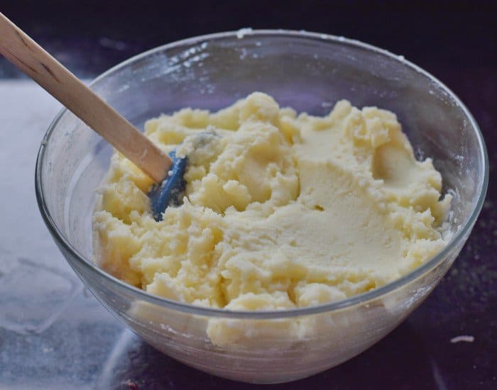 Simply stir Instant Pot mashed potatoes