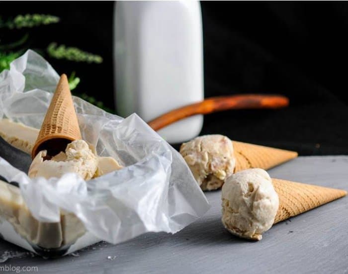 Peach bourbon no churn ice cream recipe