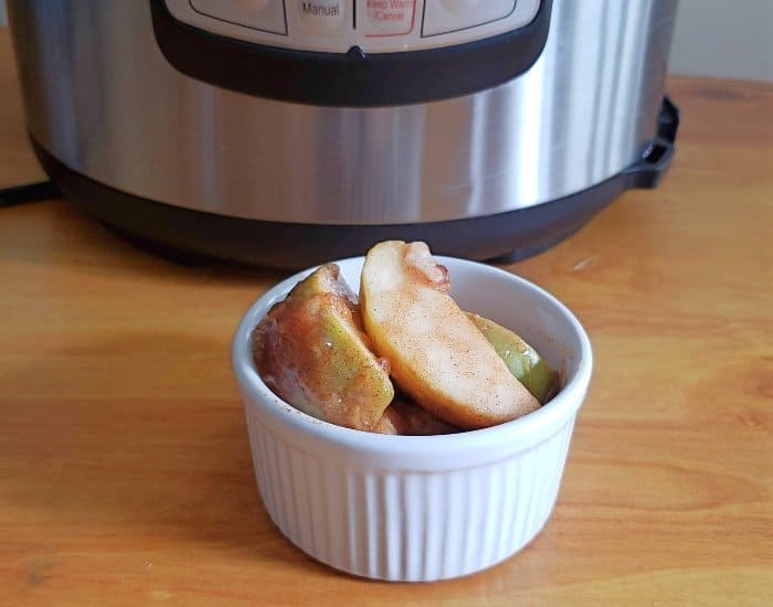 Instant Pot cinnamon apples bowl