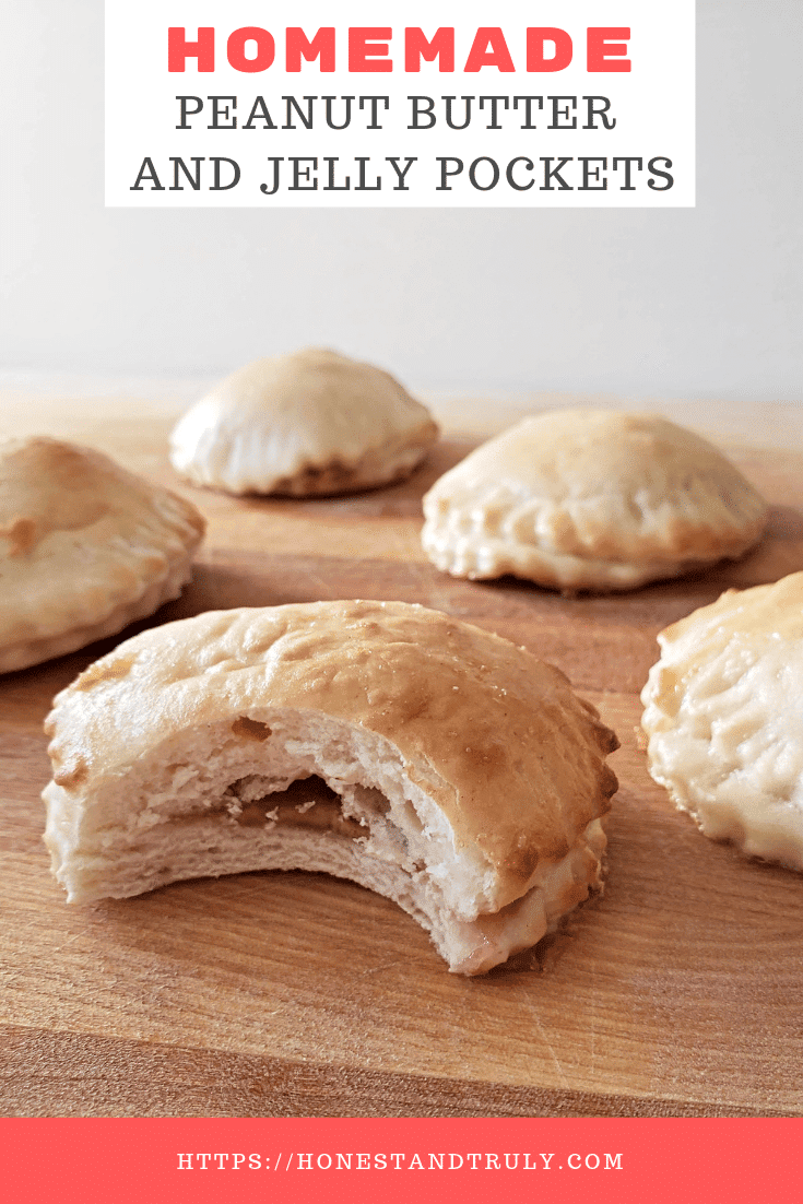 Homemade peanut butter and jelly pockets recipe: Make your own version of homemade uncrustables that kids will love as a unique upscale peanut butter and jelly sandwich. Delicious and kid friendly and so much fun. #peanubutter #pbandj #uncrustables #easyrecipe