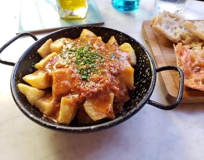 Patatas bravas