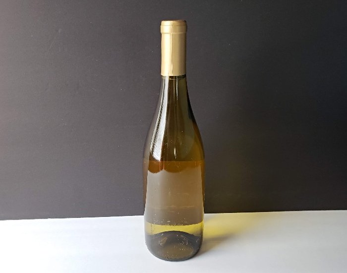 removed wine label