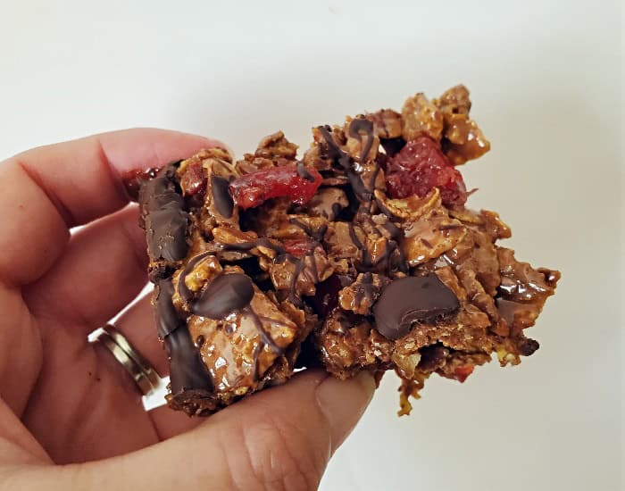 Double chocolate cherry bar