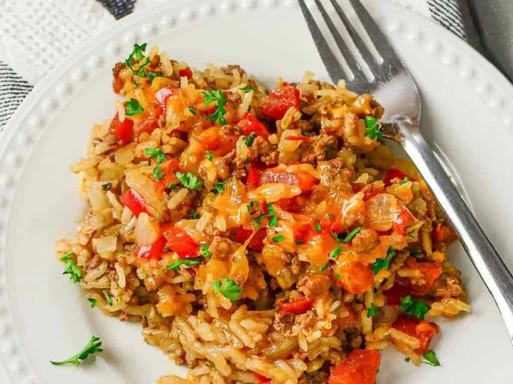 Image shows yummy ground beef and rice skillet dinner.