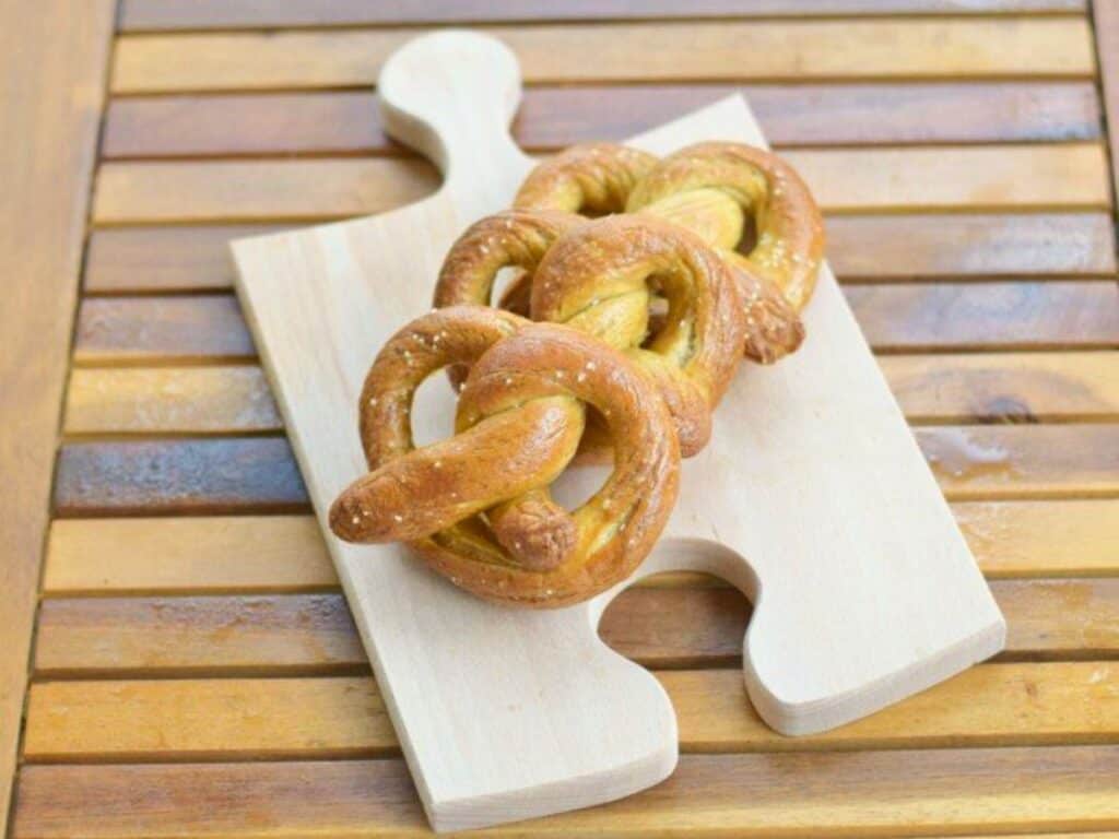 Image shows soft pretzels recipe.