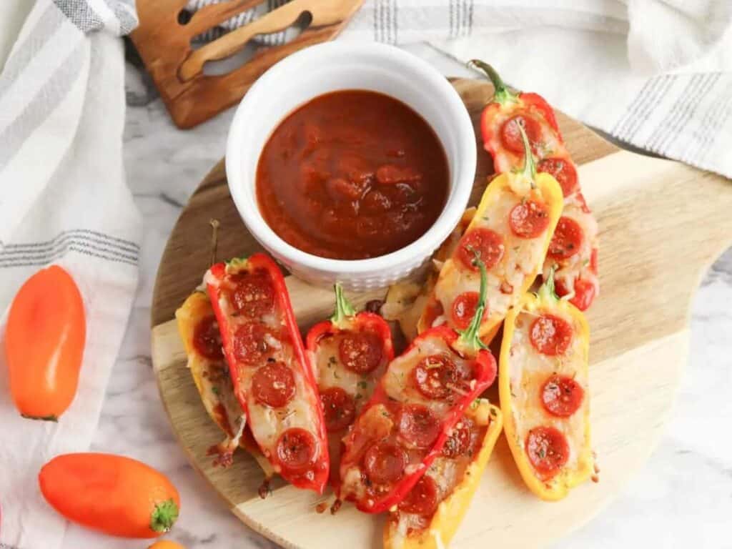 Image shows irresistible air fryer pepperoni pizza peppers.