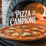 Pizza campione artisanale sortant du four à bois