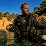 accident de plongée sous marine plongeur sort de l eau