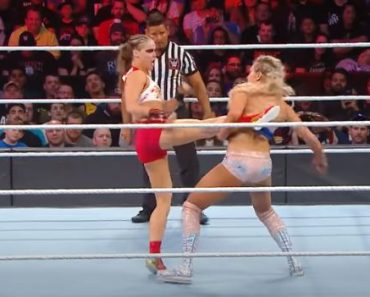 Ronda Rousey vs Charlotte Flair: Survivor Series 2018 || WWE