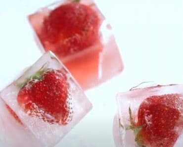 How to make Sparkling Strawberry Lemonade Recipe