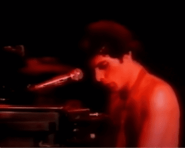 Don’t Stop Me Now – Queen | Funny Music