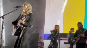 Phoebe Bridgers "That Funny Feeling" - Funny songs video