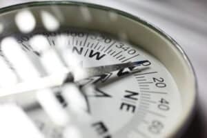 Virksomhedens værdier er hele organisationens kompas, hvorudfra alle valg og beslutninger skal tages i en foranderlig og uforudsigelig verden.