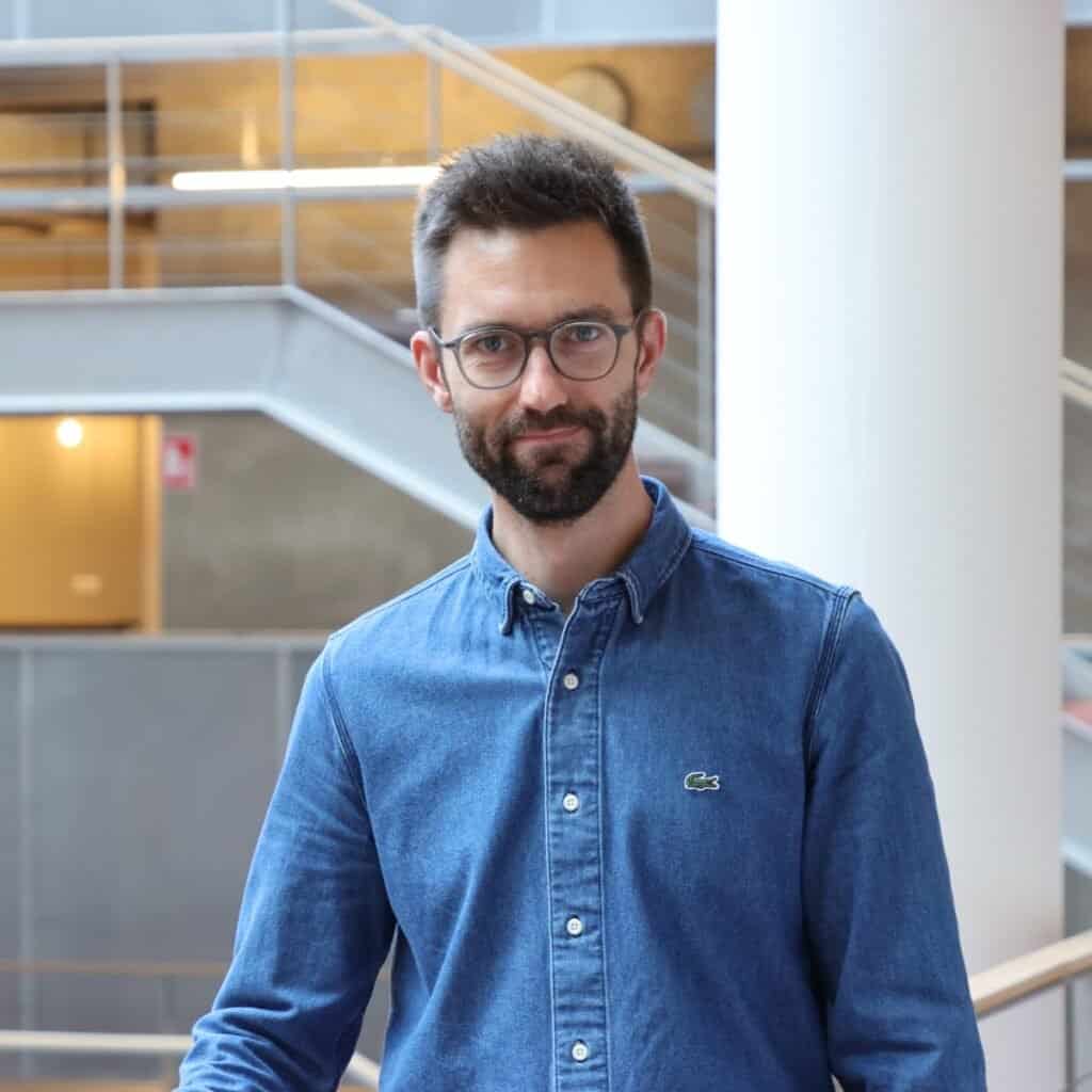 christian hestbek humano kvadrat 1200