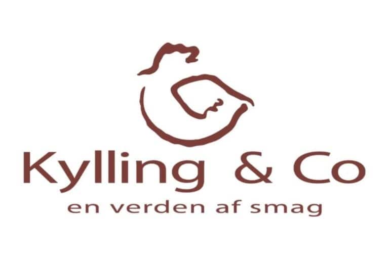 Håndtegnet logo af en gryde og skål til Kylling & Co, designt til madoplevelser og smag.