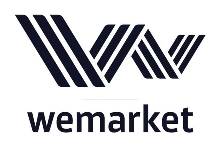 Kreativt logodesign med stribede elementer og tekst for Wemarket, vigtig for branding og digital tilstedeværelse.