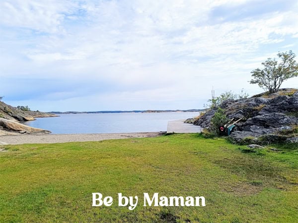 suede paysage voyage bord de mer plage herbe ciel bleue soleil vacances