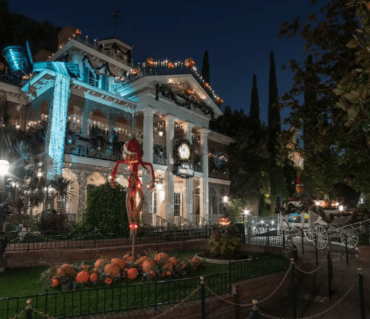 haunted mansion holiday